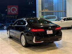 بی ئێم دەبڵیو سیریەس 5